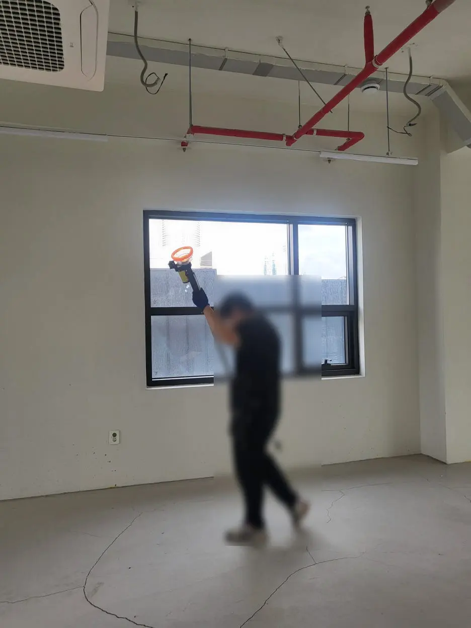 건물 소방시설 작동 상태를 점검하는 현장